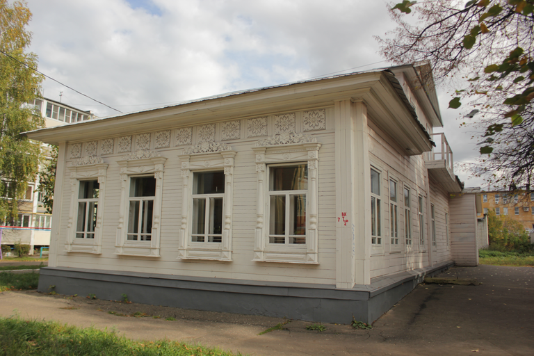 Дом Лоханова)